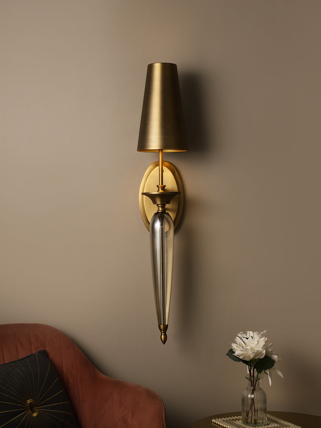 Carlon Wall Light