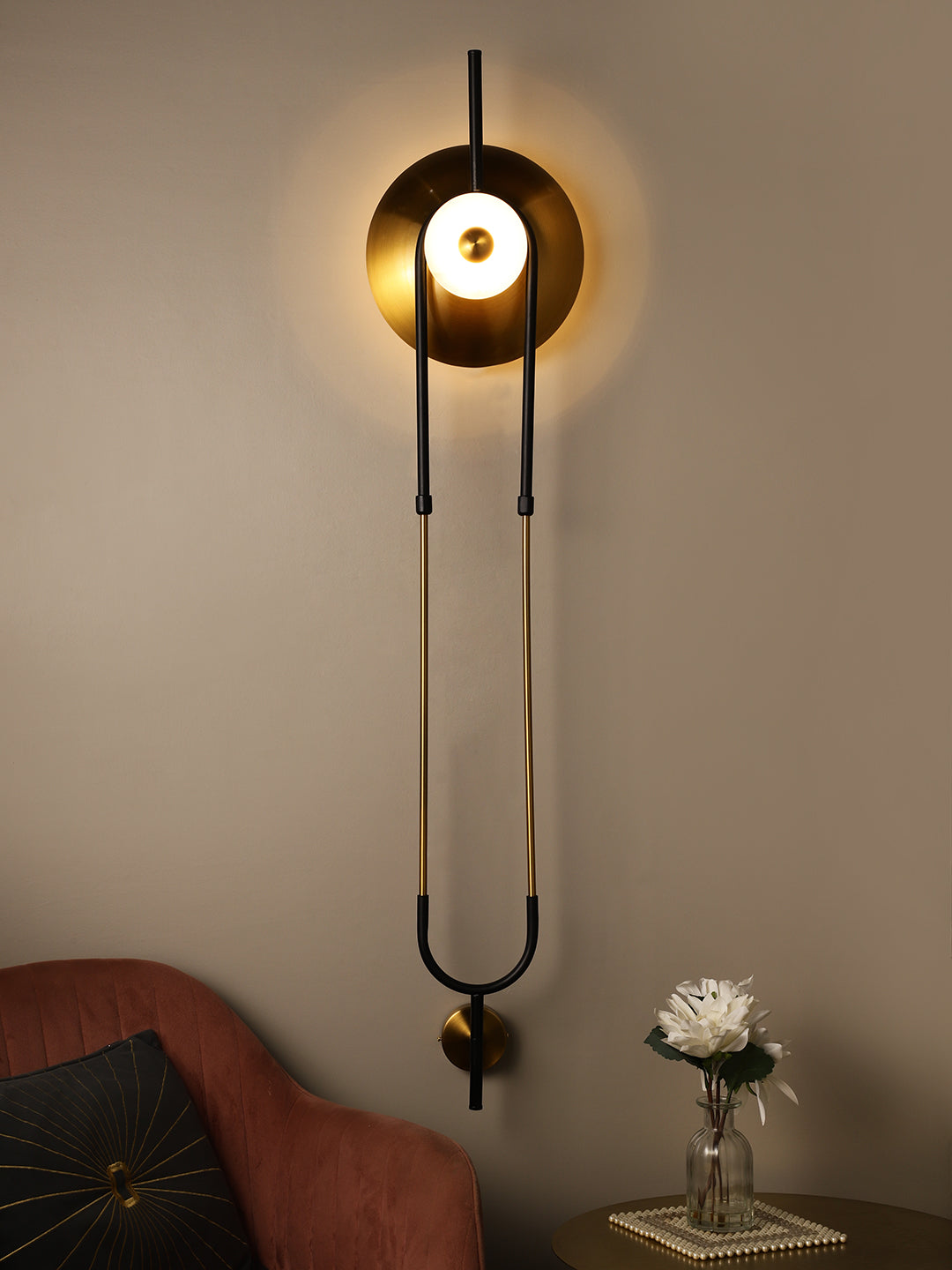 Cavello Wall Light