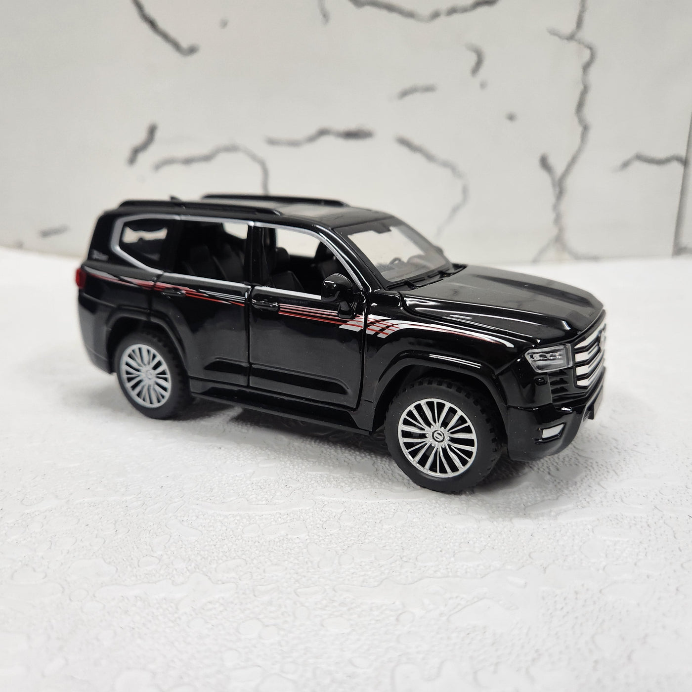 Land Cruiser Metal Diecast Car 1:32 (14x5 cm)