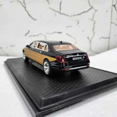 Mercedes Maybach S680 Limo Black Metal Diecast Car 1:24 (20x8 cm)